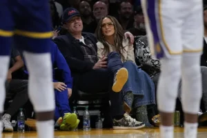 Jennifer Lopez’s Financial Standing
