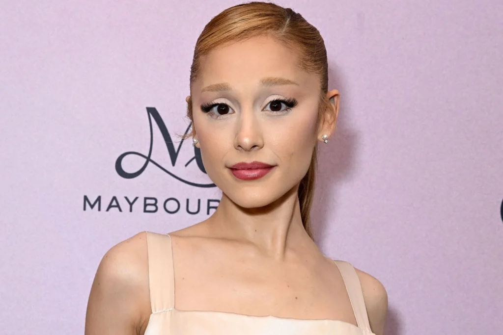 Ariana Grande Faces ISIS Death Threats Ahead of Manchester Pride Performance