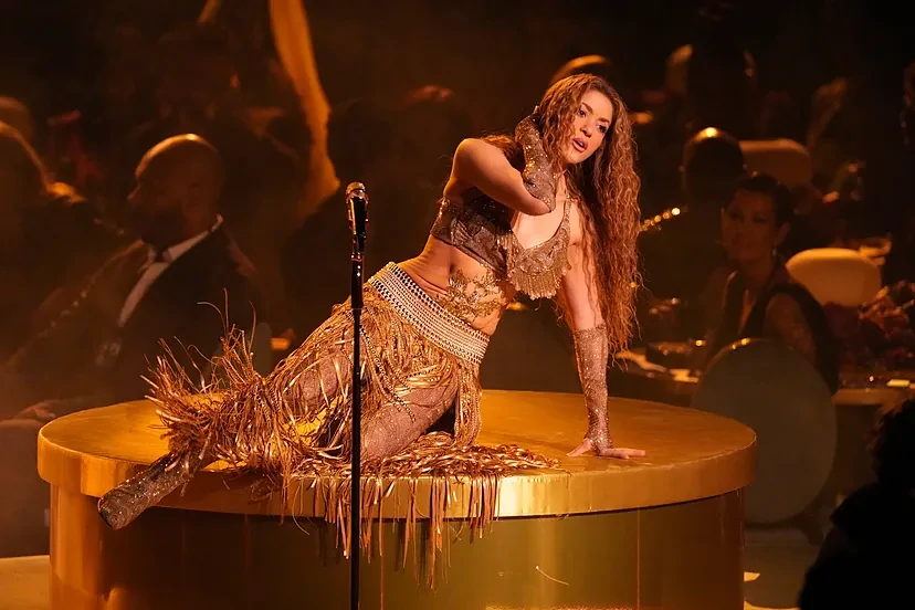 Shakira Collapses Onstage Mid-Song in Montreal